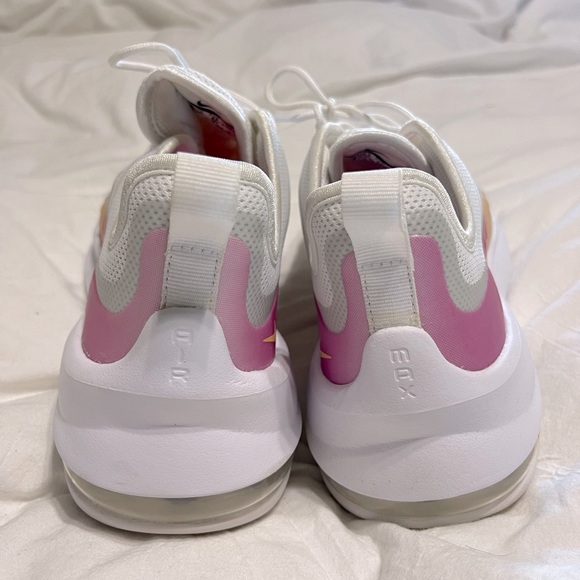 Nike Air Max - Picture 3 of 7